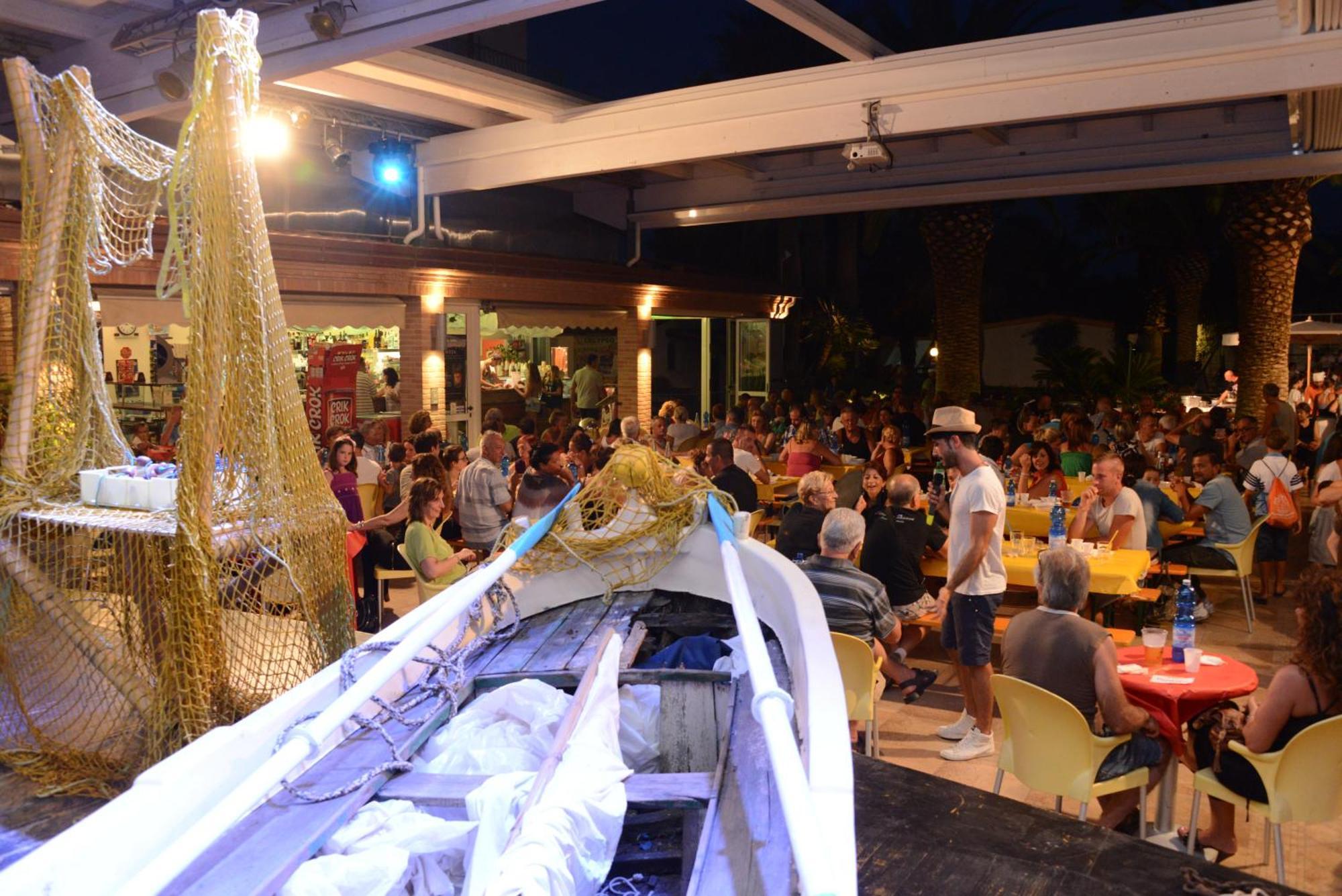 Camping Villaggio Calypso คูปรา มาริตติมา ภายนอก รูปภาพ