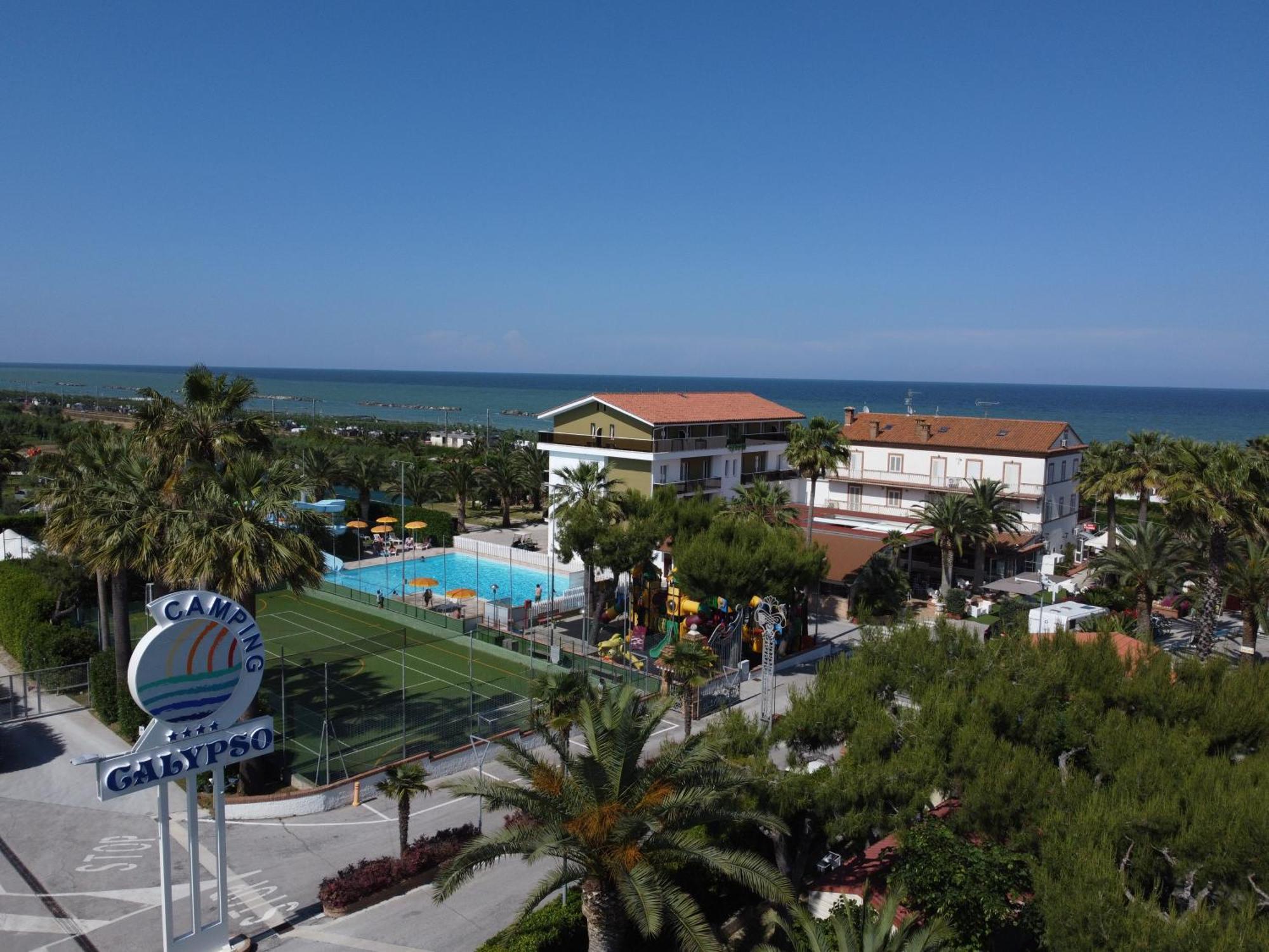 Camping Villaggio Calypso คูปรา มาริตติมา ภายนอก รูปภาพ